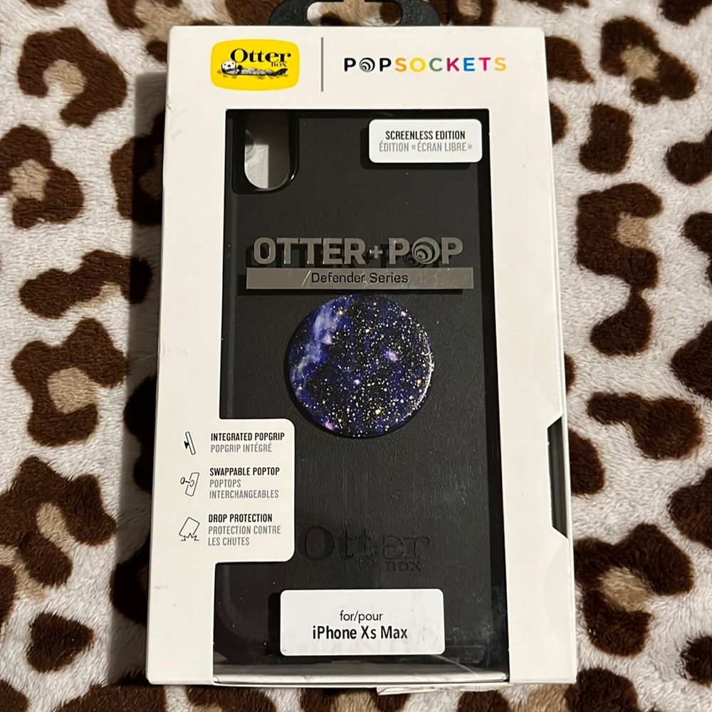 New! Open Box! Otter+Pop Defender Series IPhone XS Max Black case w Galaxy pop